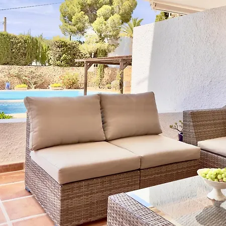 Апартаменты Apto Fully Equiped Con Piscina Y Gratis Parking Альтеа