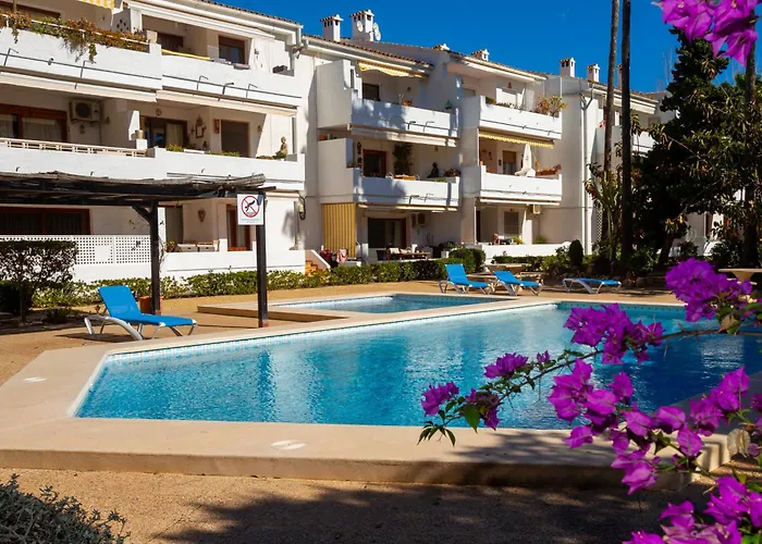 Apto Fully Equiped Con Piscina Y Gratis Parking Altea